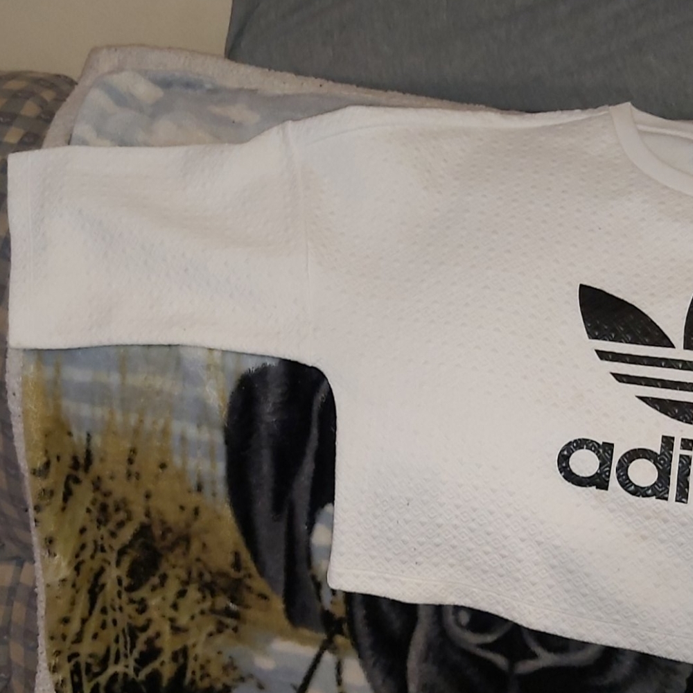 Adidas cropped t-shirt - Picture 2 of 6